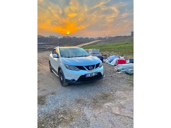 Sahibinden Nissan Qashqai 1.6 dCi Sky Pack 2016 Model
