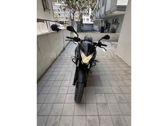 İlk Sahibinden 2023 Pulsar NS200 4488 km’de 