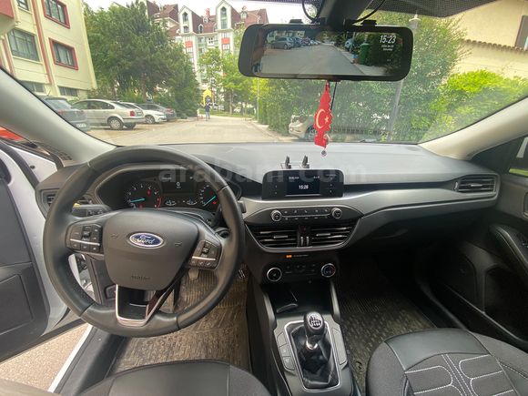 Sahibinden Ford Focus 1.5 Ti-VCT Trend X 2020 Model 