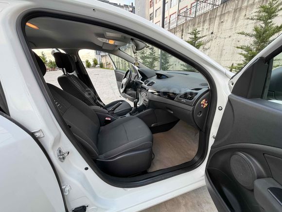 Galeriden Renault Megane 1.5 dCi Play 2012 Model Ordu