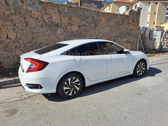 Sahibinden Honda Civic 1.6i VTEC Eco Elegance 2019 Model  48.000 km Beyaz