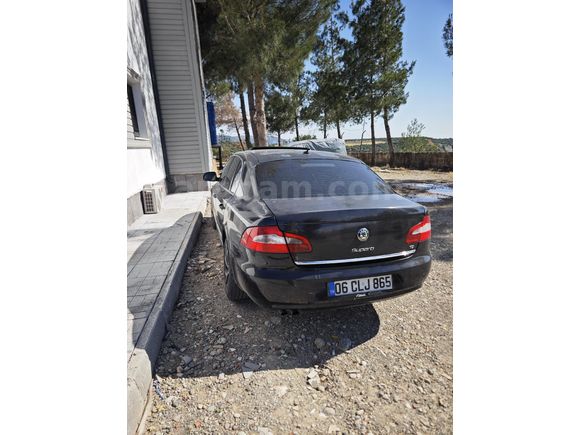 Sahibinden Skoda SuperB 1.6 TDI Elegance 2011 Model