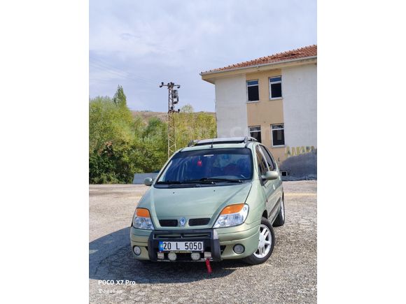 Sahibinden Renault Scenic 1.6 Dynamique 2003 Model
