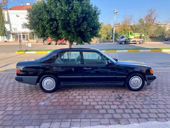Sahibinden Mercedes - Benz 200 E 1988 Model 