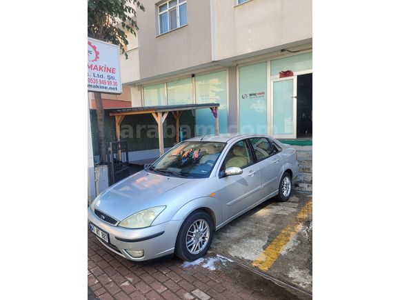 Sahibinden Ford Focus 1.6 Ghia 2003 Model 