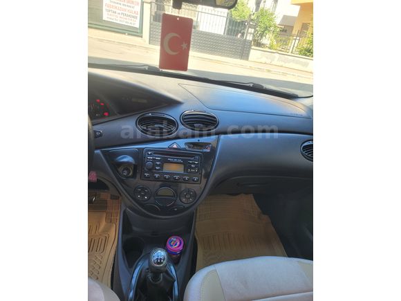 Sahibinden Ford Focus 1.6 Ghia 2003 Model 
