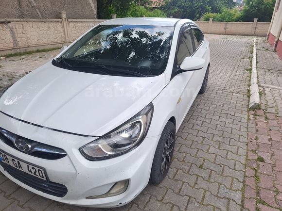 Sahibinden Hyundai Accent Blue 1.4 D-CVVT Biz 2014 Model Kayseri