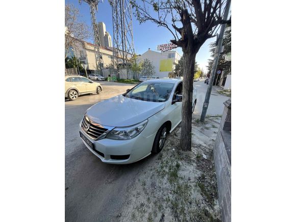 Sahibinden Renault Latitude 1.5 dCi Expression 2012 Model  308.000 km Beyaz