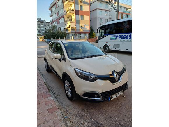 Sahibinden Renault Captur 0.9 Touch 2013 Model