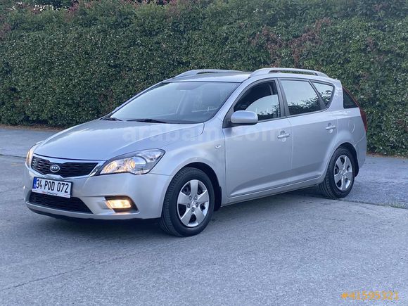 2010 MODEL*1.6 CRDİ*OTOMATİK VİTES*GENİŞ AİLE ARACI*BAKIMLI*