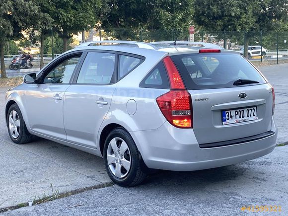 2010 MODEL*1.6 CRDİ*OTOMATİK VİTES*GENİŞ AİLE ARACI*BAKIMLI*