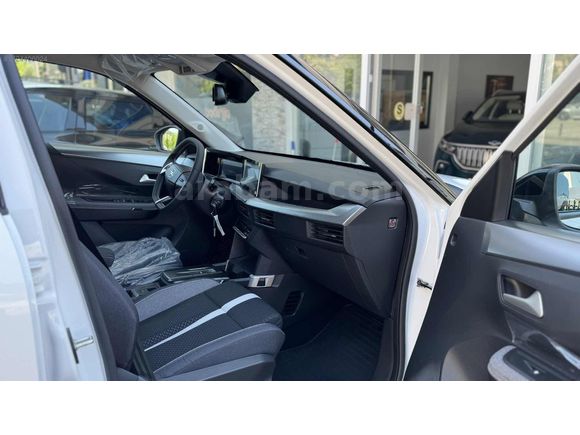 BG OTOMOTİVDEN SIFIR AYARINDA OPEL FRONTERA