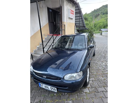 Sahibinden Ford Escort 1.6 Classic 1996 Model