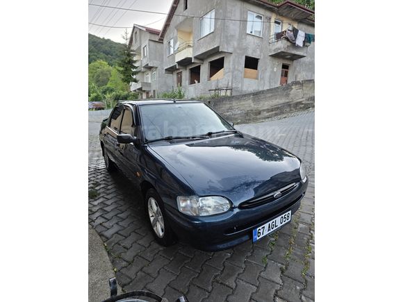 Sahibinden Ford Escort 1.6 Classic 1996 Model