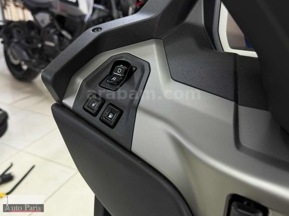 AUTO PARİS 2024 MP3 530 EXECUTİVE ORJ. ÇANTALI