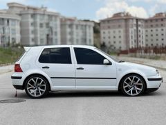 Hatasız boyasız Volkswagen Golf 1.6 Comfortline 2001 Model 