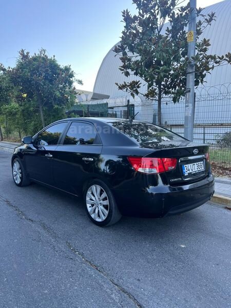 Sahibinden Kia Cerato 1.6 GSL Comfort 2010 Model İstanbul 179.000 km Siyah