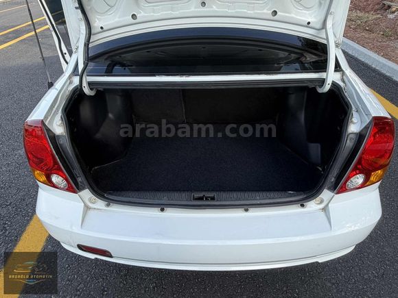 174.000KMDE YETKİLİ SERVİS BAKIMLI 1.6 16 VALF KLİMALI ACCENT