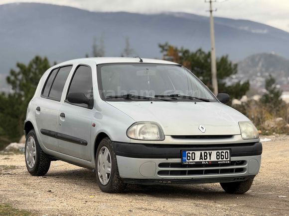 Sahibinden Renault Clio 1.4 RTA 2001 Model 
