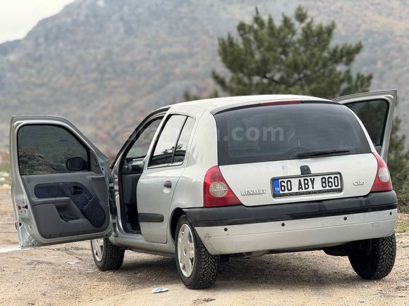 Sahibinden Renault Clio 1.4 RTA 2001 Model 