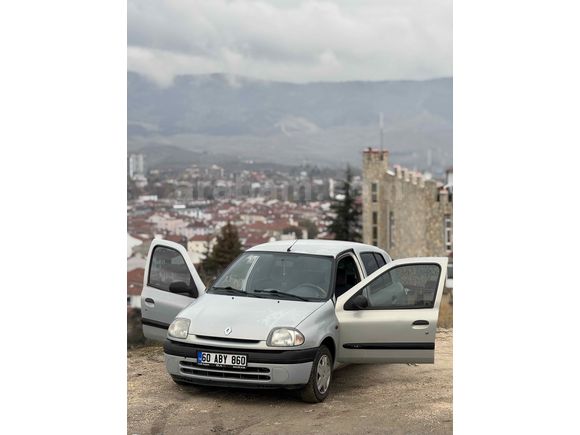 Sahibinden Renault Clio 1.4 RTA 2001 Model 