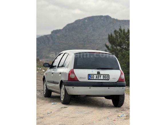 Sahibinden Renault Clio 1.4 RTA 2001 Model 