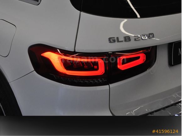 MERCEDESBENZ CERTFIED OTOMOLMERTER 2020 GLB200 PROGRESIVE