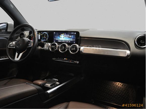 MERCEDESBENZ CERTFIED OTOMOLMERTER 2020 GLB200 PROGRESIVE