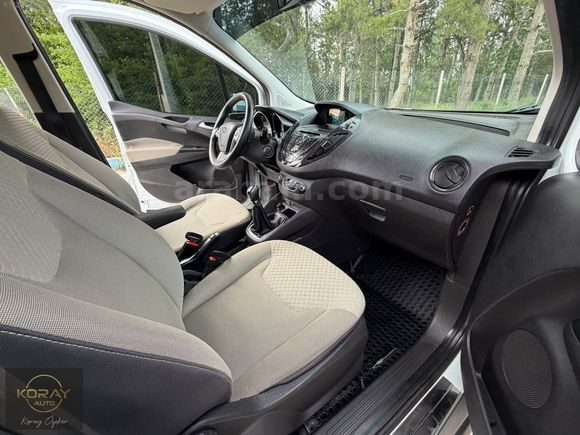 2018 COURİER OTOMOBİL RUHSATLI HATASIZ