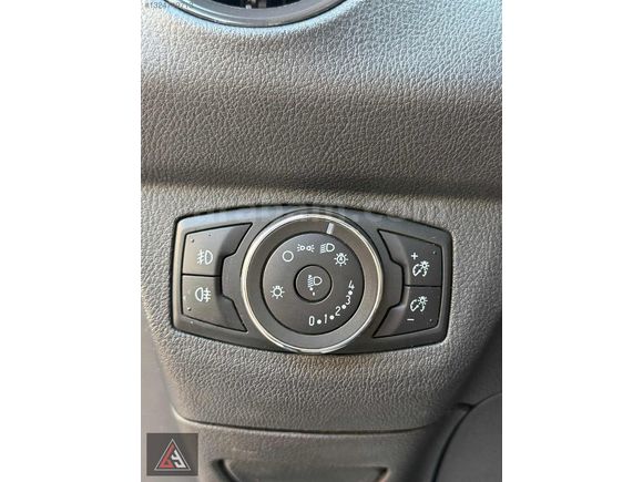 BİYA AUTO'DAN 2018 MODEL FORD COURİER 1.5 TDCİ TİTANİUM.