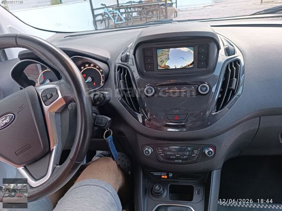 OTOMOBİL RUHSATLI/HATASIZ BOYASIZ