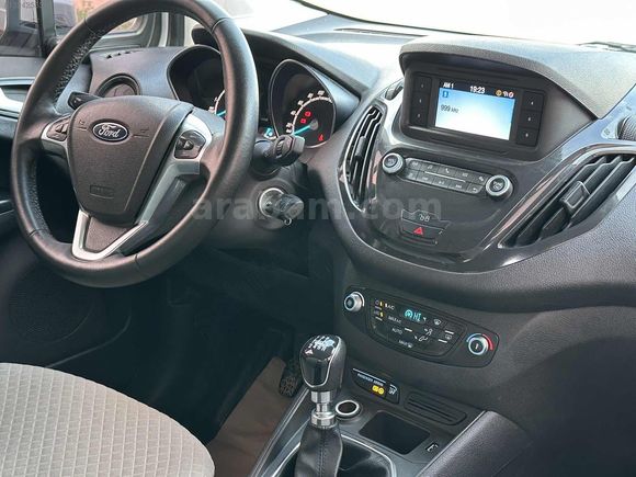 2023 MODEL FORD COURİER 1.5 TDCİ TİTANİUM
