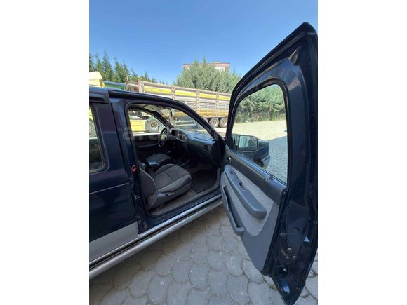 Galeriden Ford Ranger 2.5 TDCi Thunder 2004 Model Sakarya