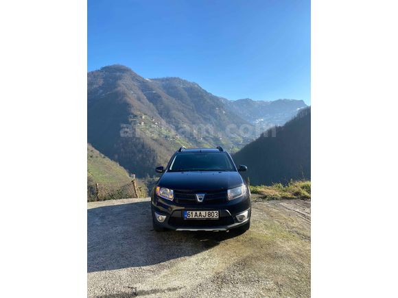 Sahibinden Dacia Sandero 1.5 dCi Stepway 2015 Model 