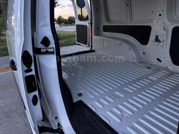 BOZAN AUTO CADDY 2.0TDI PANELVAN 2016 MODEL KLİMALI