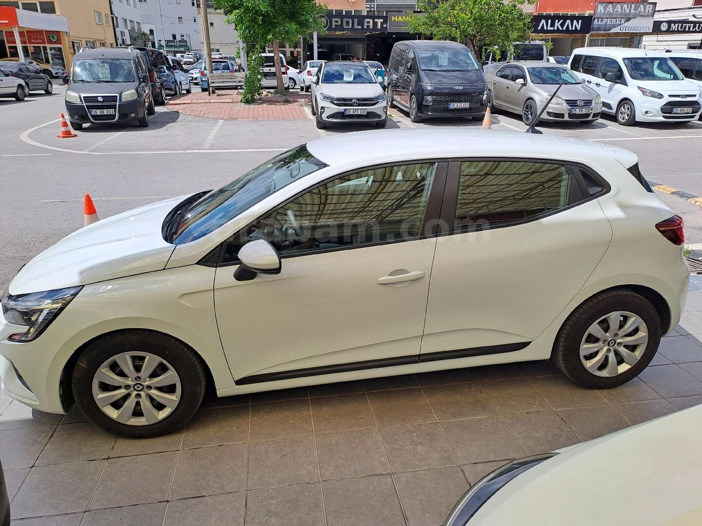 Galeriden Renault Clio 1.0 SCe Joy 2022 Model Kayseri 70.000 km Beyaz 5