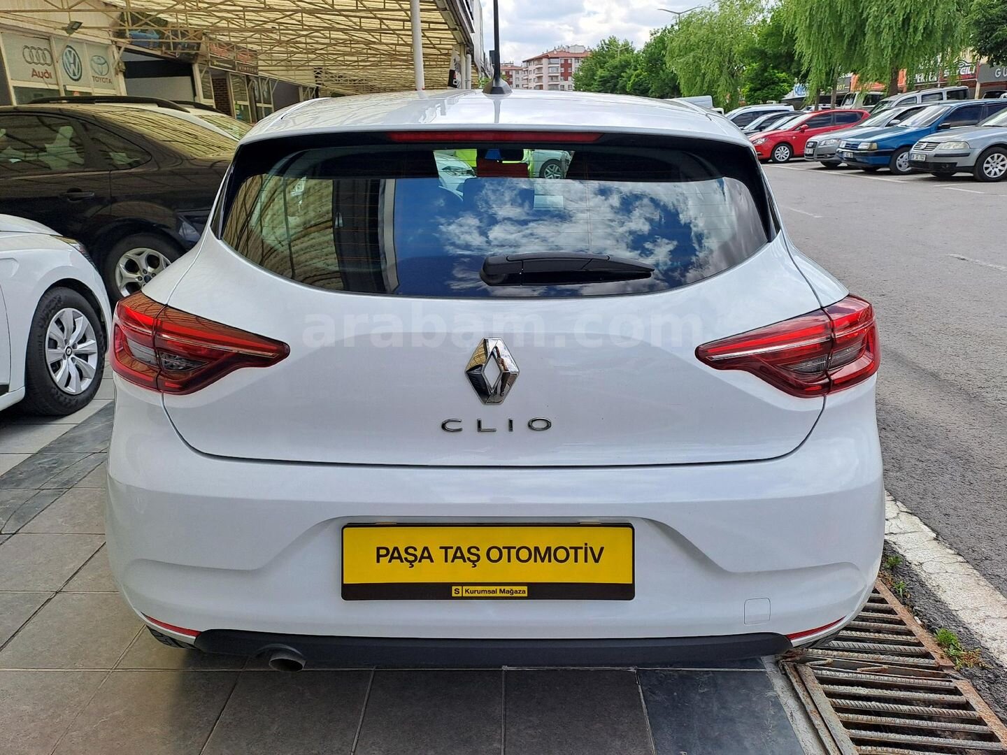 Galeriden Renault Clio 1.0 SCe Joy 2022 Model Kayseri 70.000 km Beyaz 7
