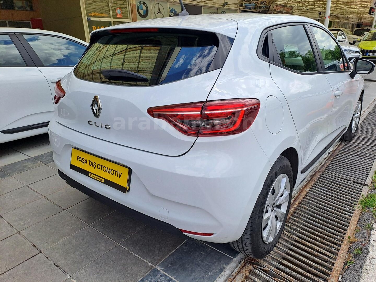 Galeriden Renault Clio 1.0 SCe Joy 2022 Model Kayseri 70.000 km Beyaz 6