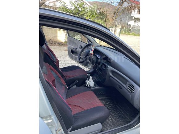 Sahibinden Renault Megane 2.0 RXT 2000 Model 
