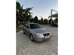 Düşük Kilometre Tertemiz Hyundai Accent 1.5 CRDi Admire 2005 Model 