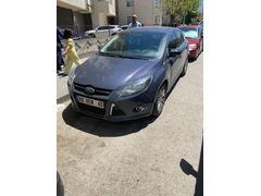 Sahibinden Ford Focus 1.6 TDCi Titanium 2013 Model  137.000 km Lacivert
