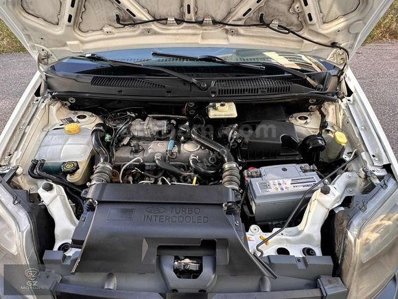2010 MODEL FORD CONNCET 1,8 TDCİ İNTELCOLLÜ CD MOTOR