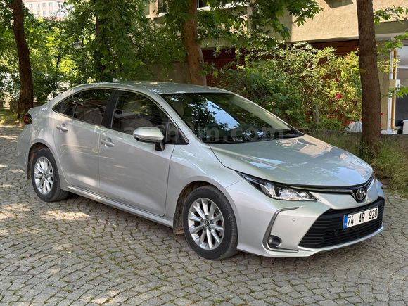 Sahibinden hatasız boyasız 50 bin de Toyota Corolla 1.6 Dream 2019 Mode l