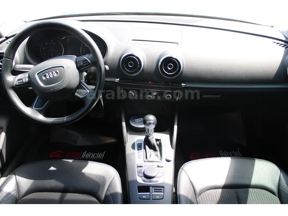 Audi A3 SEDAN 1.6TDİ AMBİENTE