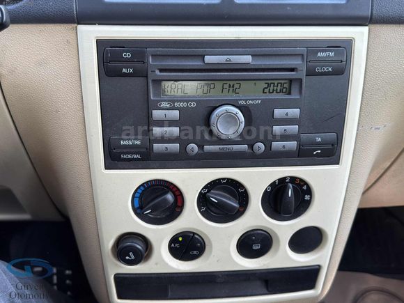2008 FORD CONNECT 110 HP GLX