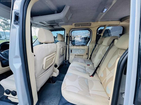 2012 CONNECT 1.8 GLX EN FUL PAKET ÇİFT SÜRGÜ 154 BİNDE ORJİNAL