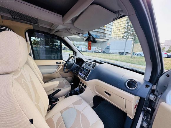 2012 CONNECT 1.8 GLX EN FUL PAKET ÇİFT SÜRGÜ 154 BİNDE ORJİNAL