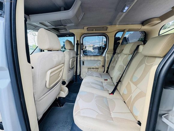 2012 CONNECT 1.8 GLX EN FUL PAKET ÇİFT SÜRGÜ 154 BİNDE ORJİNAL