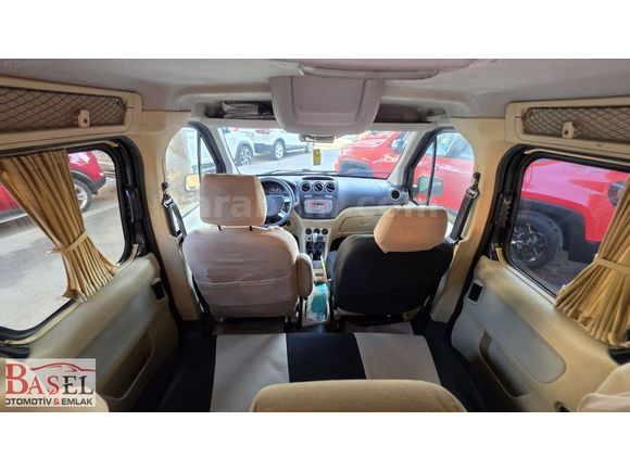 BAŞEL OTOMOTİVDEN TEMİZ BAKIMLI FORD CONNECT 110 GLX