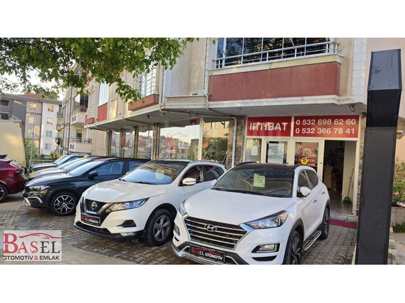 BAŞEL OTOMOTİVDEN TEMİZ BAKIMLI FORD CONNECT 110 GLX